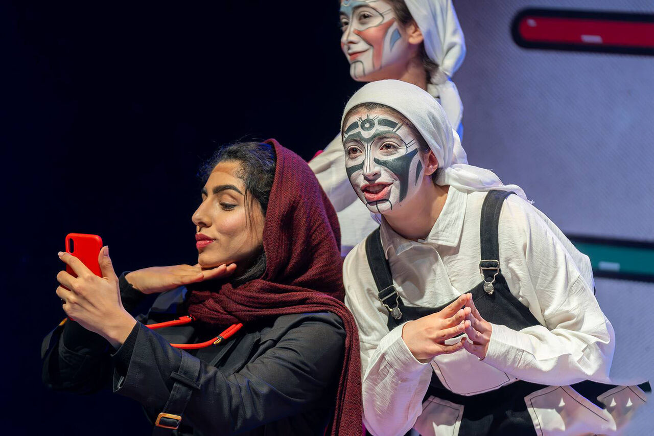 افکار آدم‌ها را می‌دزدم!